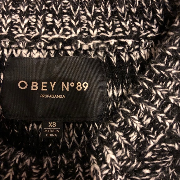 Obey Propaganda Sweater - Picture 3 of 7